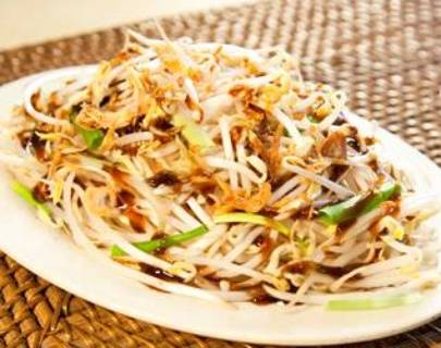 Oyster Sauce Bean Sprouts 蠔油蒜茸豆芽菜